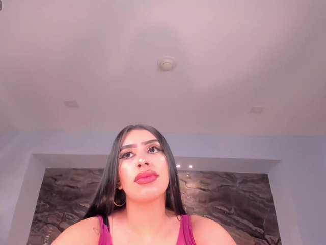 LeahLombardi's BongaCams show and profile