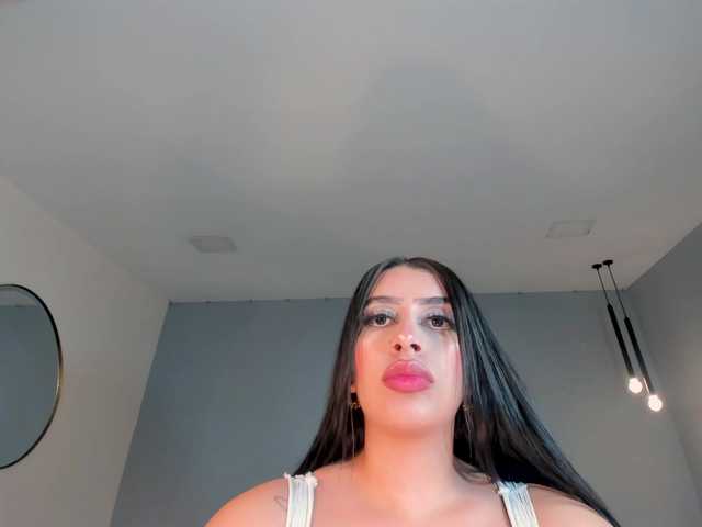 LeahLombardi's BongaCams show and profile