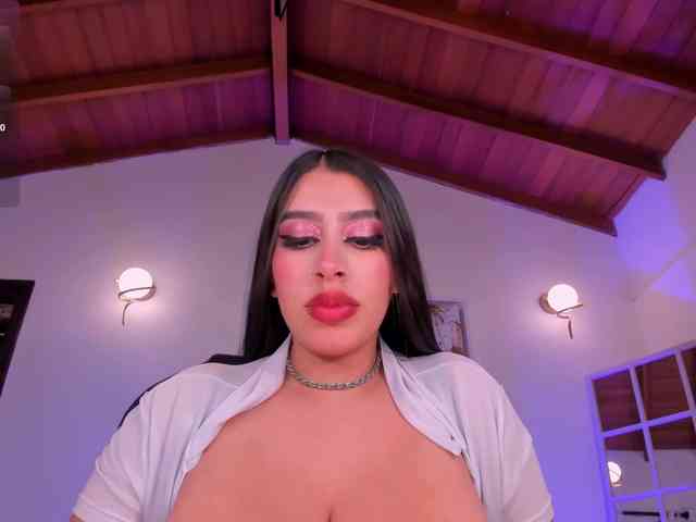 sexcam chat LeahLombardi