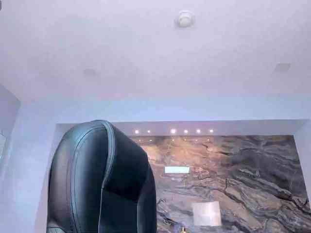 LeahLombardi LeahLombardi