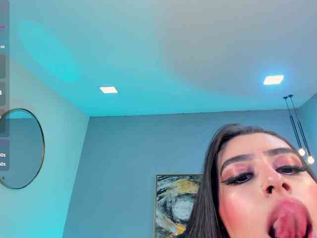 LeahLombardi Live Webcam on BongaCams