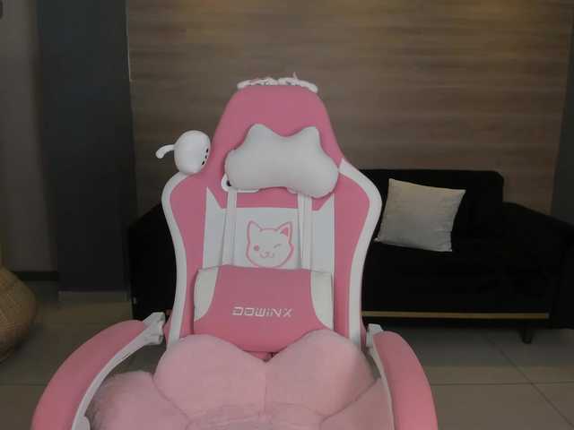 IbizaJacobs's BongaCams show and profile