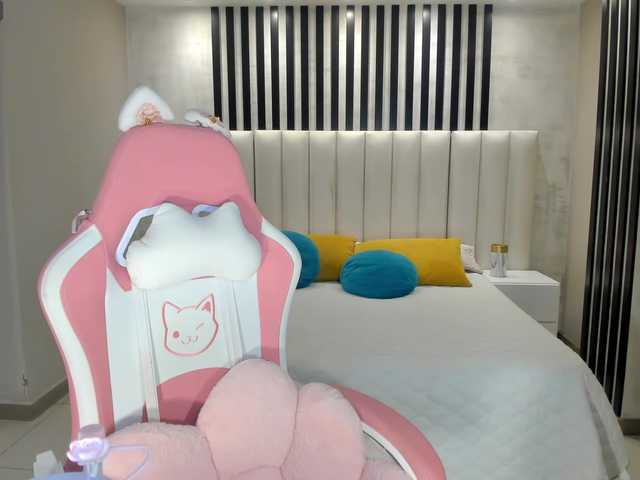 IbizaJacobs's BongaCams show and profile