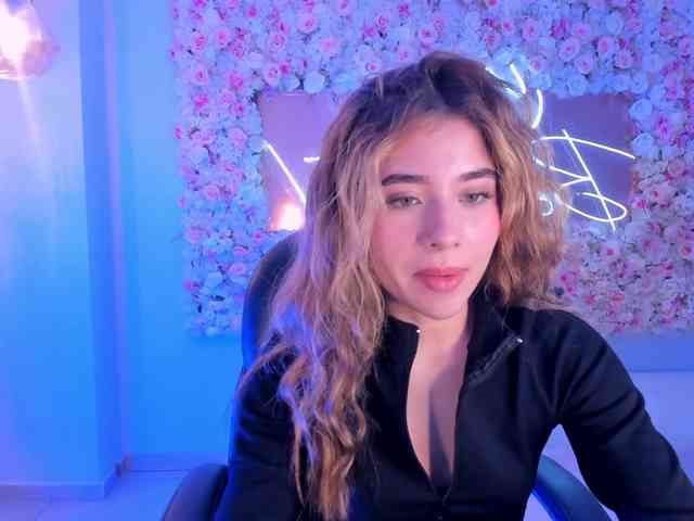 Модель: IbizaJacobs