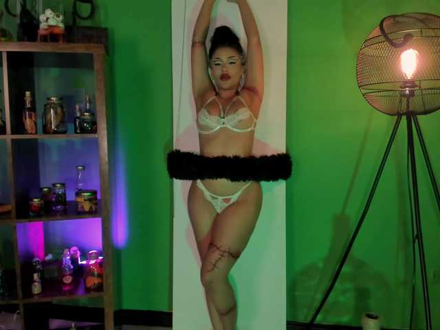 Masturbate to 25 years old LiamCarter from BongaCams LiamCarter from BongaCams