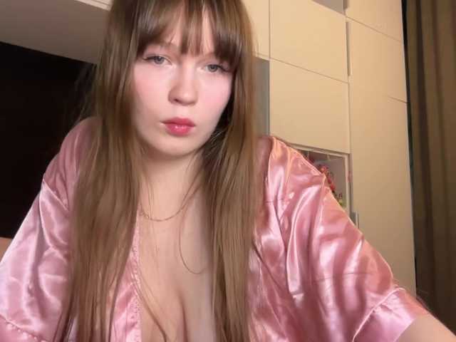 Aliceprobrawlstars's BongaCams show and profile