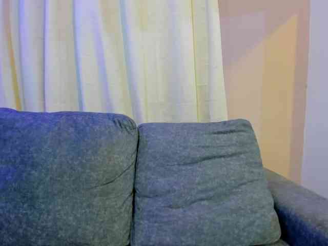 Abril-jones10 webcam