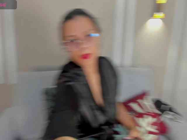 Abril-jones10 webcam