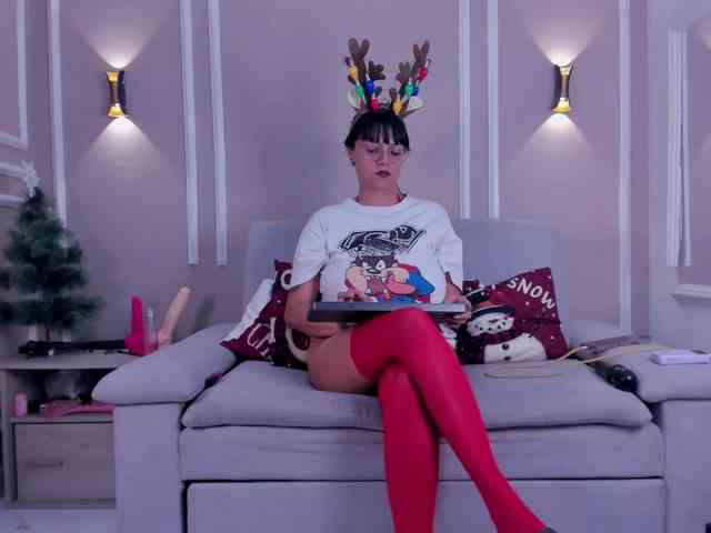 Abril-jones10 webcam