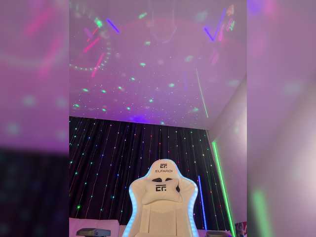 Discover sweet camslut Cristalkate Cristalkate from BongaCams