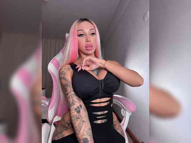 Cristalkate Live Webcam on BongaCams