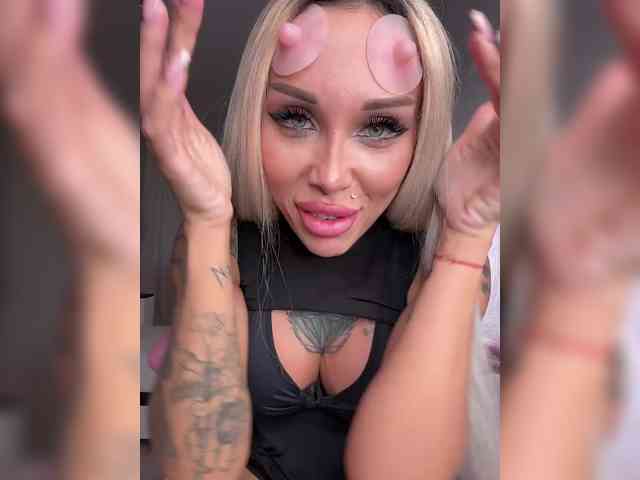 live nude chatroom Cristalkate