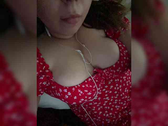 Thebaddestfemale webcam