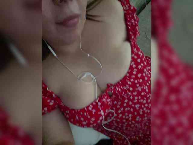 Thebaddestfemale webcam