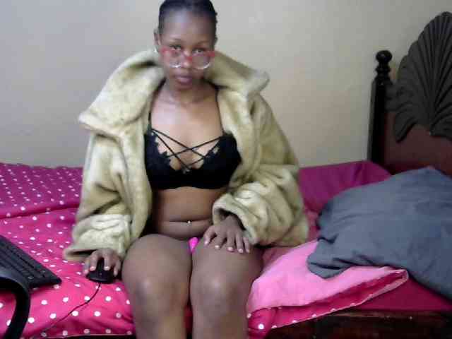 PetiteJasmine webcam