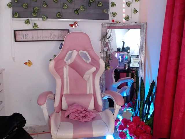 valeryysexyy1's BongaCams show and profile