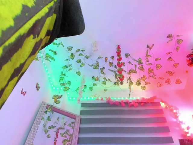 valeryysexyy1's BongaCams show and profile