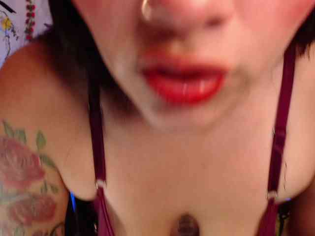 valeryysexyy1 webcam