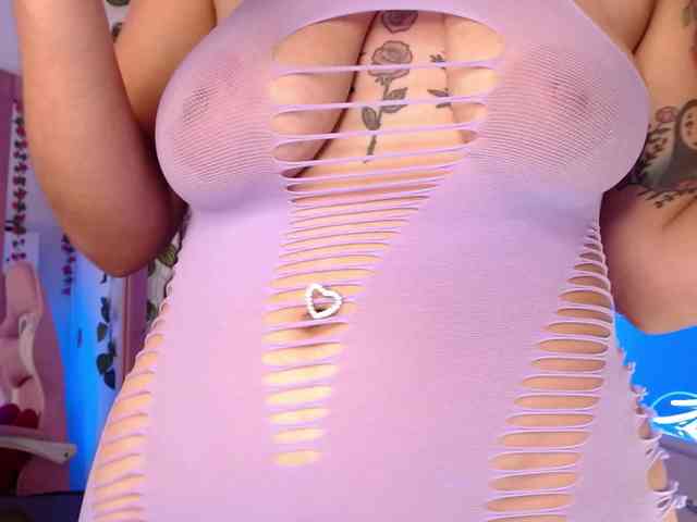 valeryysexyy1 webcam
