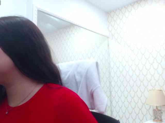 RominaBacker webcam