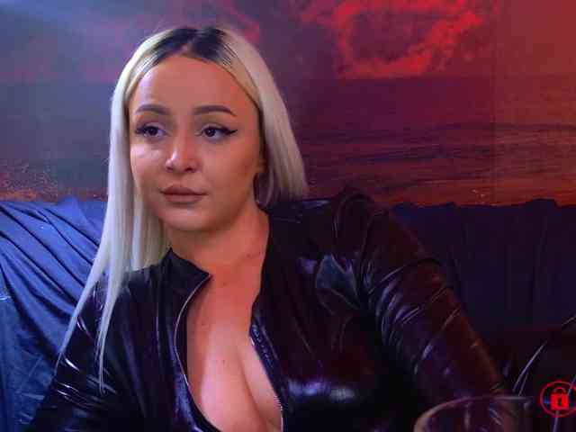JazzyJULIA JazzyJULIA