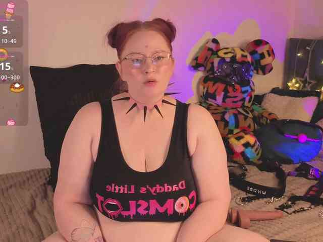 MilanaSkyingg webcam