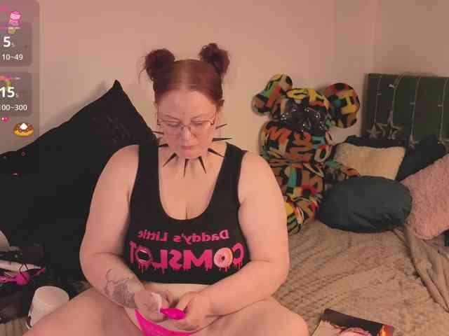 MilanaSkyingg webcam