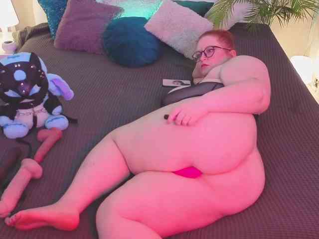 MilanaSkyingg webcam