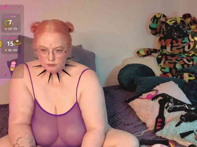 MilanaSkyingg webcam