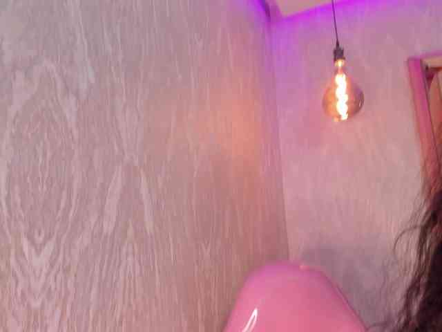 Luna-Belle19 webcam