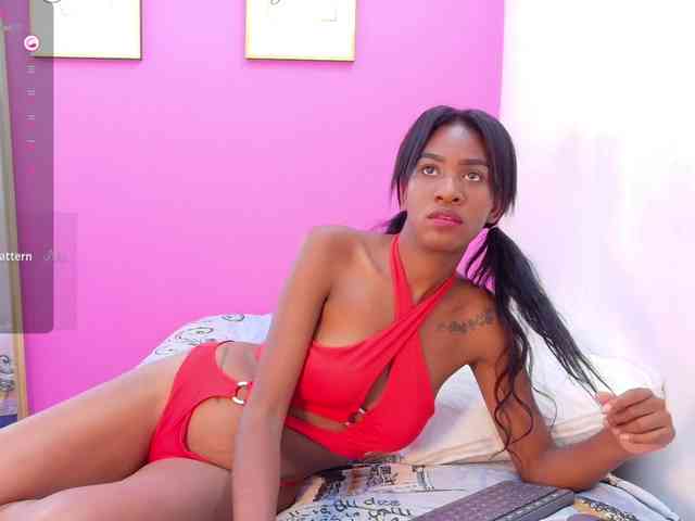 EbonyCoWorker webcam