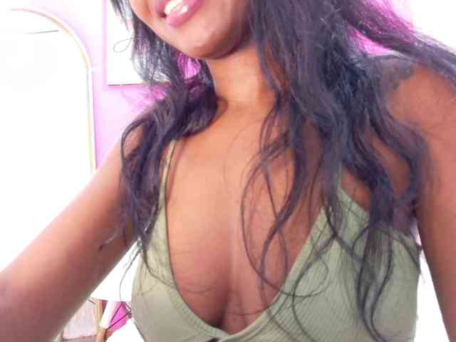 EbonyCoWorker webcam