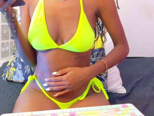 EbonyCoWorker webcam