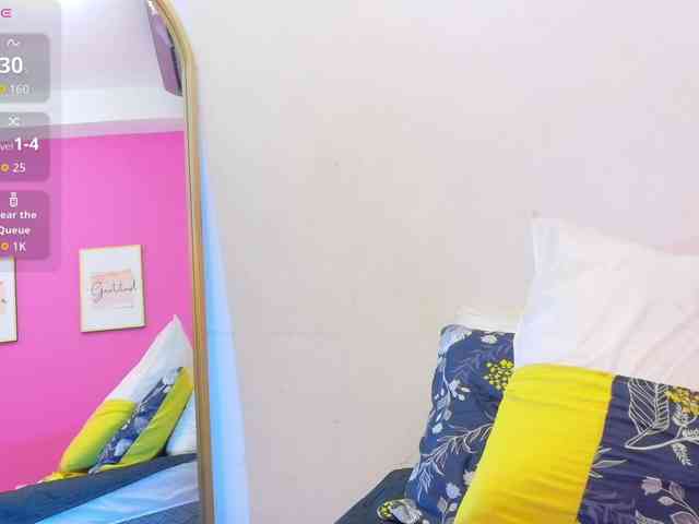 EbonyCoWorker webcam