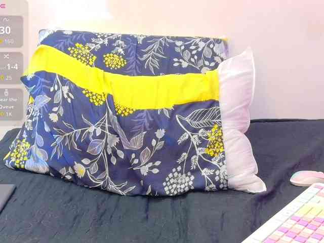 EbonyCoWorker webcam