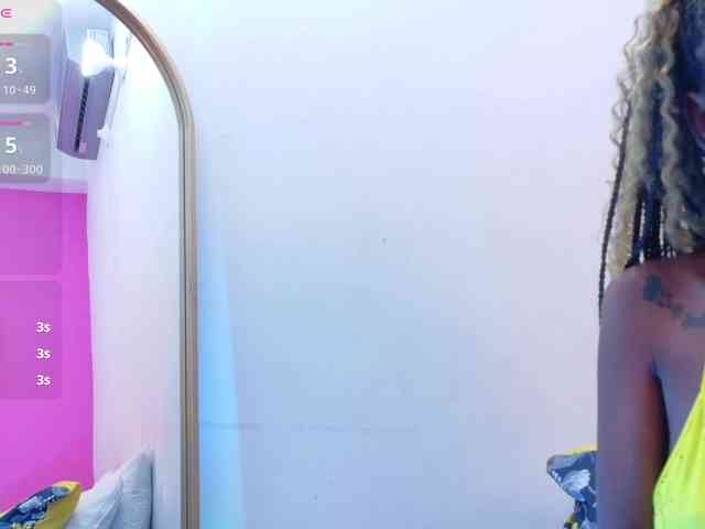 EbonyCoWorker webcam