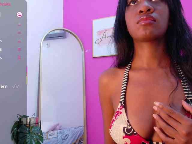 EbonyCoWorker webcam