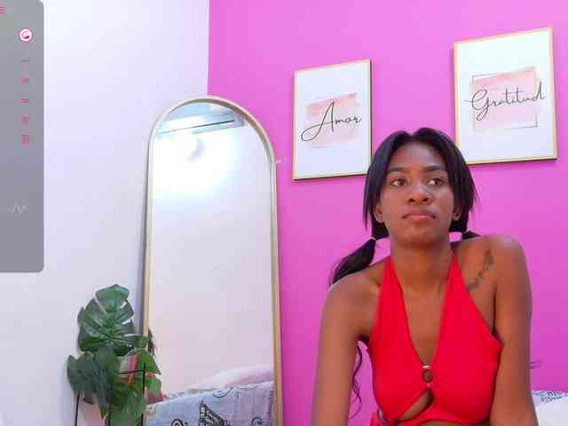 EbonyCoWorker webcam