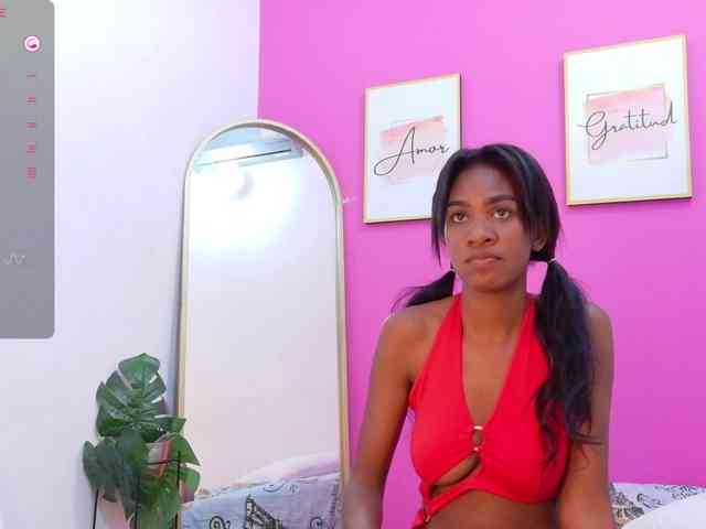 EbonyCoWorker webcam
