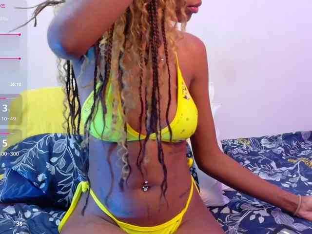 EbonyCoWorker webcam