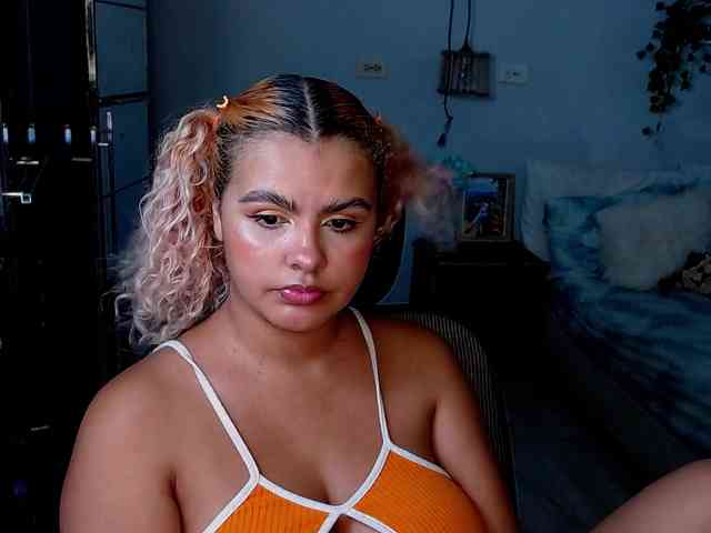 ElizaBonnie webcam