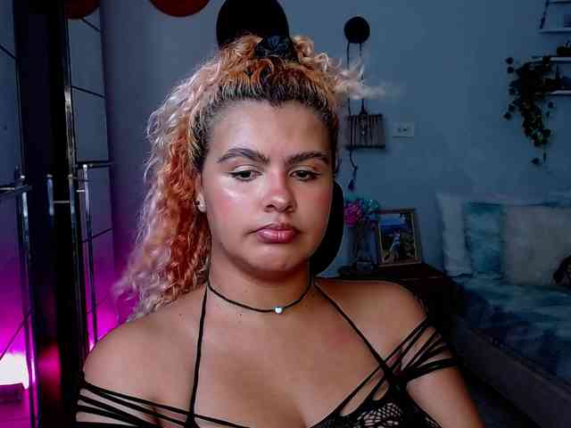 ElizaBonnie webcam