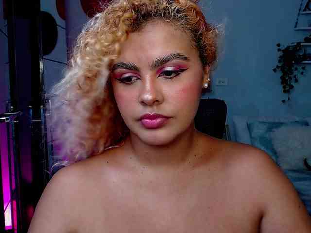 ElizaBonnie webcam