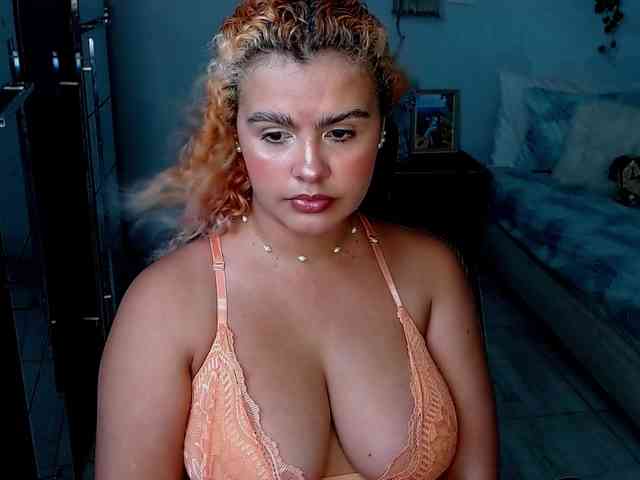 ElizaBonnie webcam