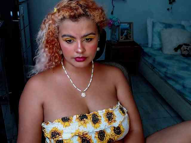 ElizaBonnie webcam