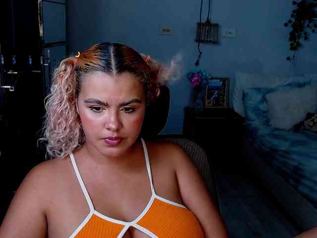 ElizaBonnie webcam