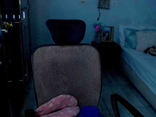 ElizaBonnie webcam