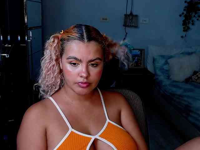 ElizaBonnie webcam