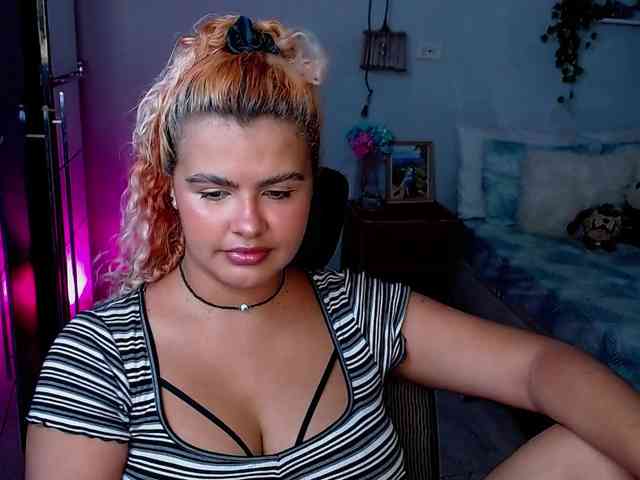 ElizaBonnie webcam