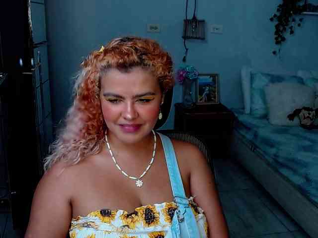 ElizaBonnie webcam